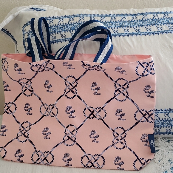 Brand New Lipstick by Estee Lauder, and tote bag Elegant Patterns - Picture 7 of 13